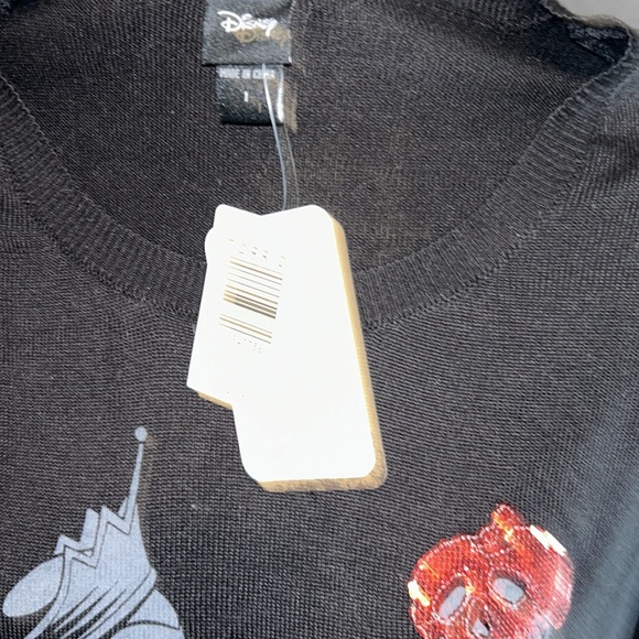 Black Long Sleeve Shirt with Evil Queen Design - Picture 3 of 3